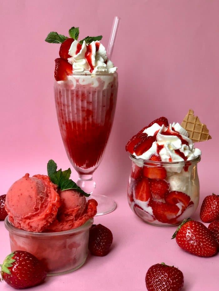 Erdbeershake, Erdbeersorbet und Erdbeerbecher