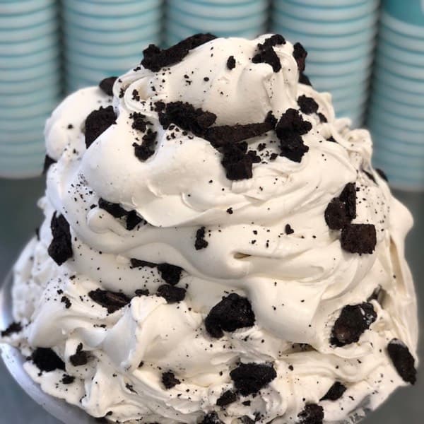 Cookies & Cream bei Katchi Ice Cream