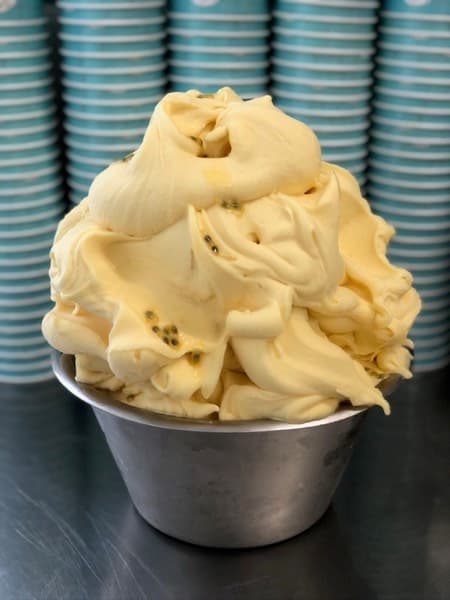Mangosorbet bei Katchi Ice Cream