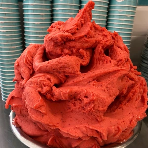 Erdbeersorbet bei Katchi Ice Cream