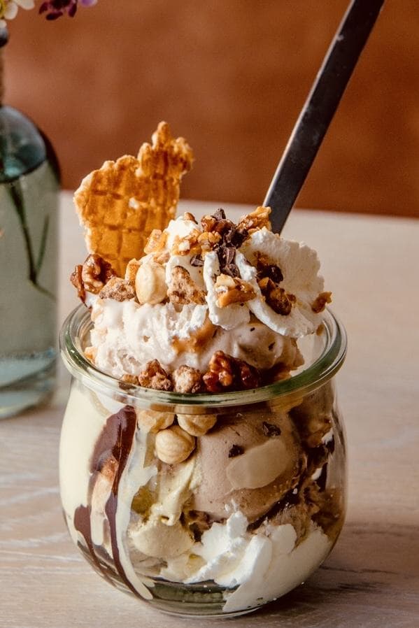 Nussbecher bei Katchi Ice Cream Berlin