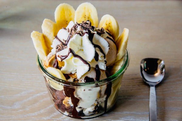 Going Bananas/ Choc Bomb Sundae - katchi-ice.com